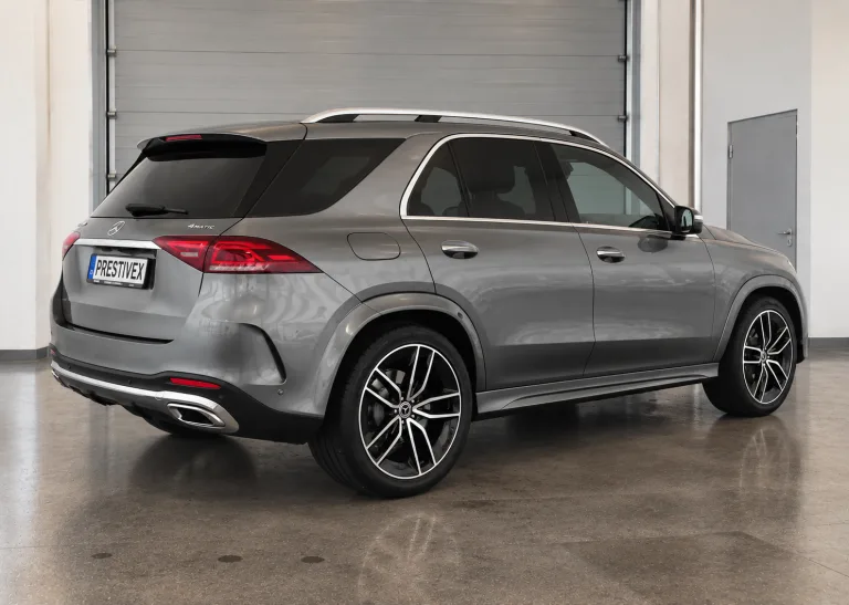 Mercedes-Benz GLE 450 4MATIC – Heckansicht schräg